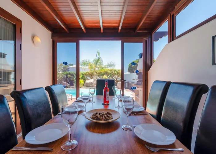 Del Rey Villa